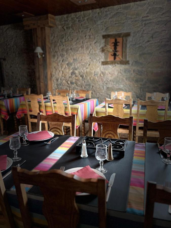 Hotel Le Coq D'Or Les Angles (Pyrenees-Orientales) Exterior foto